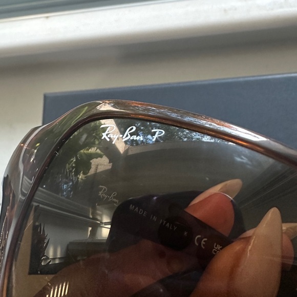 Ray Ban - RB4068 - rectangular tortoiseshell polarized - Picture 4 of 6